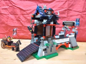 LEGO 6089 Shogun's Lookout Tower Stone Tower Bridge Castle Series Ninja Samurai