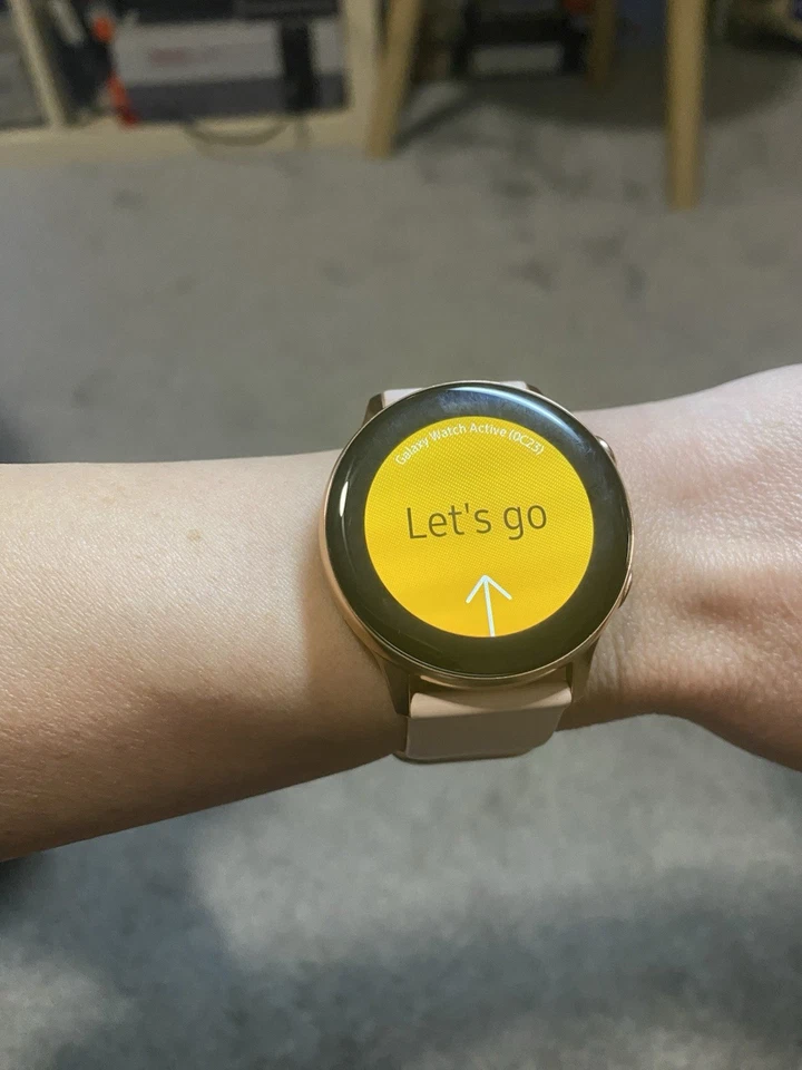 Samsung Galaxy Watch SM-R500 42mm Rose Gold, Excellent Condition, See Photos - Image 2 of 4