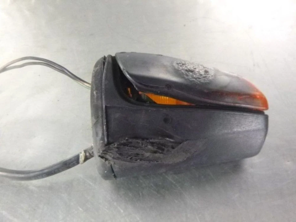 Ducati Cagiva E900 Elefant 1993 señal de giro trasera derecha Foto 4 de 4