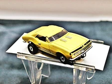 Aurora MM T-Jet Yellow Camaro 