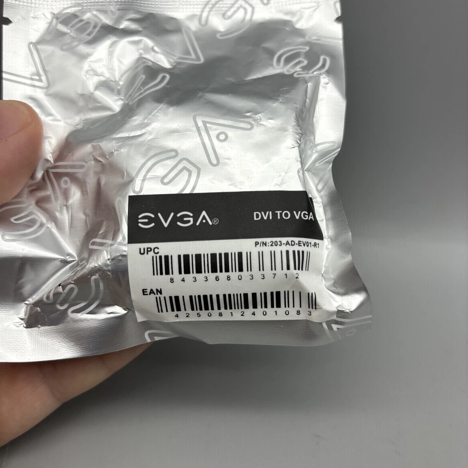 EVGA Video Monitor Adapter - 29 pin DVI-I (Dual-Link) Male to 15 pin VGA Female - Image 2 of 4