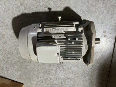 Toshiba JIS C 4210 : 2001 3 Phase Induction Motor 3.7KW 4