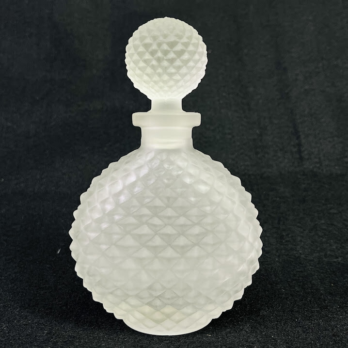 NUIT BLANCHE Paris Perfume in Elegant Mussel Bottle by LittleRock Co