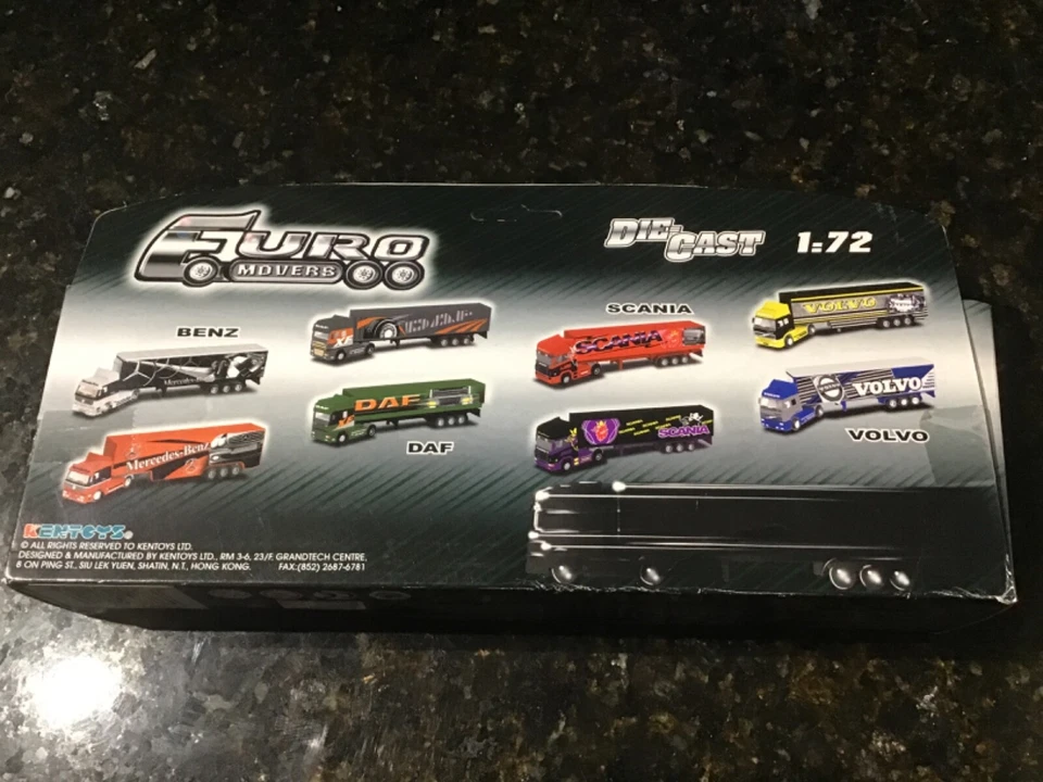 EURO MOVERS MERCEDES-BENZ Truck & Tri Axle Trailer Diecast Model 1.72 Scale - Image 3 of 4