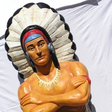 Indianin Country Figurka Wódz Western Dekoracja Posąg Figurka reklamowa naturalnej wielkości