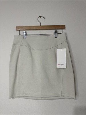 NWT Lululemon Scuba High Rise Mini Skirt Size XL Bone LW8ALYS