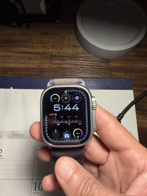 Apple Watch Ultra 2 [GPS + Cellular 49mml Smartwatch mit & 3 Trail Lop M/L