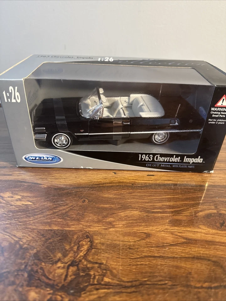 Chevrolet Impala Car Black &White New in Box and sealed Welly 1963 1:26 Scale - Image 2 of 4