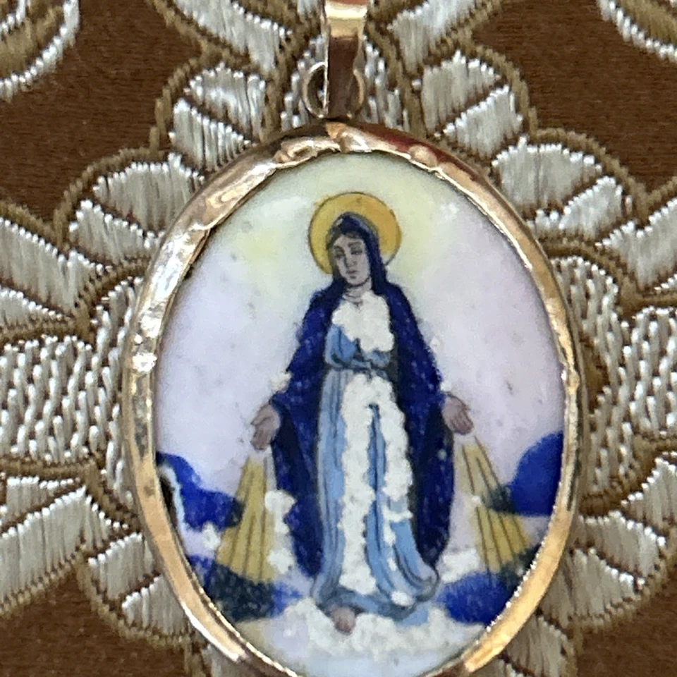 "Colgante de oro amarillo de 14 quilates de dos caras Virgen María/Jesús ovalado/dije 1,4"" vintage" Foto 2 de 4