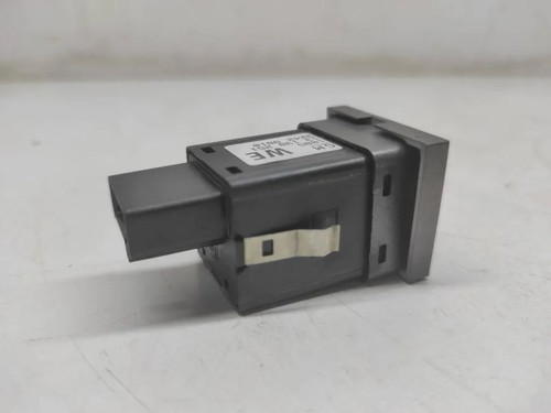 OPEL SIGNUM Schalter sitzheizung 13138251 2.20 Petrol 114kw 2005 33238836