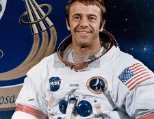 ALAN SHEPARD APOLLO 14 ASTRONAUT MOON MISSION 1971 8.5X11 PHOTO
