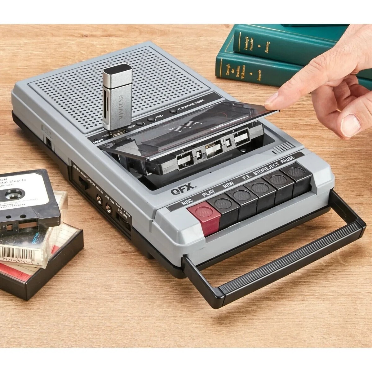 QFX RETRO SHOEBOX - Bluetooth対応 QFX RETRO SHOEBOX - Bluetooth対応 – ODD TAPE