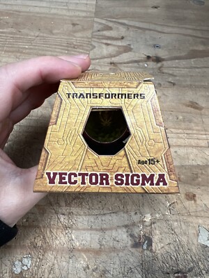Transformers Hasbro MP-10 Optimus Prime Vector Sigma Feature Display Piece 2015