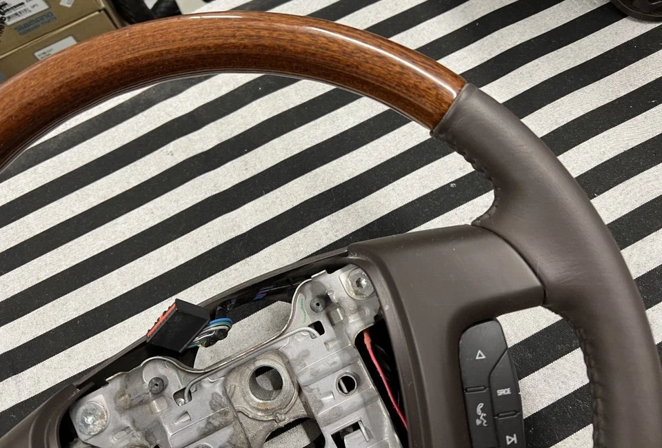 Volante GM 25961521 se adapta 09-12 Buick Enclave Foto 4 de 4