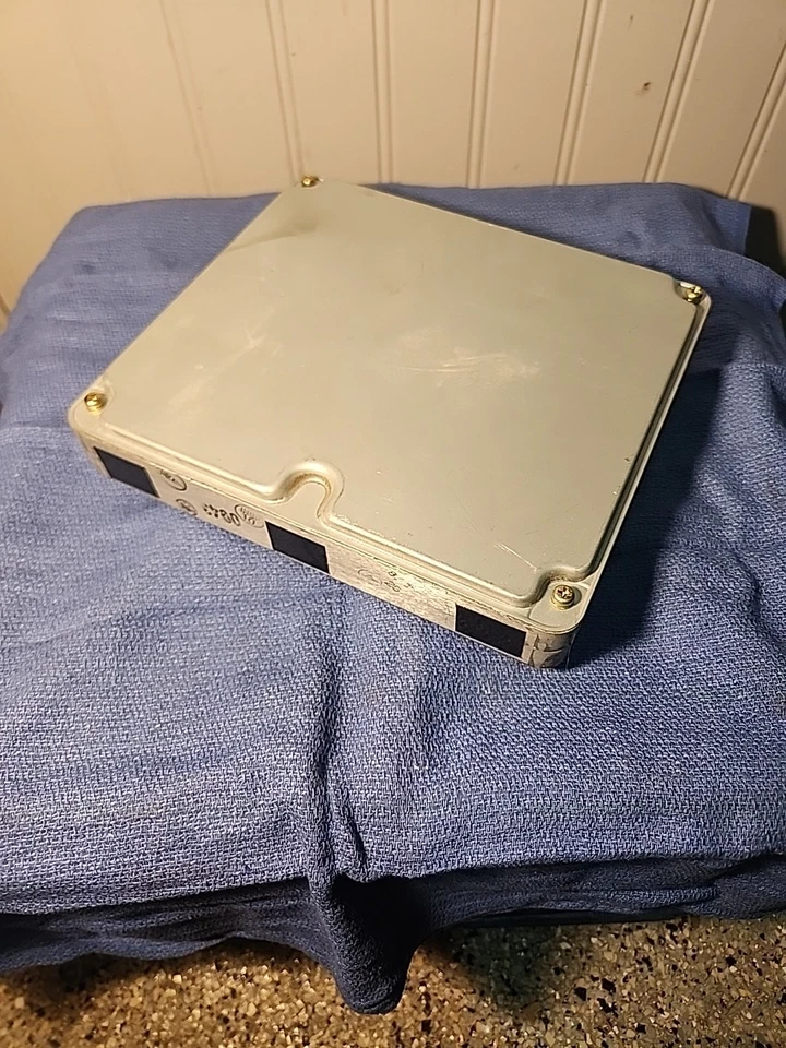 1999 TOYOTA LAND CRUISER LEXUS LX470 ECU ECM ENGINE CONTROL MODULE 89661-60610 - Image 4 of 4