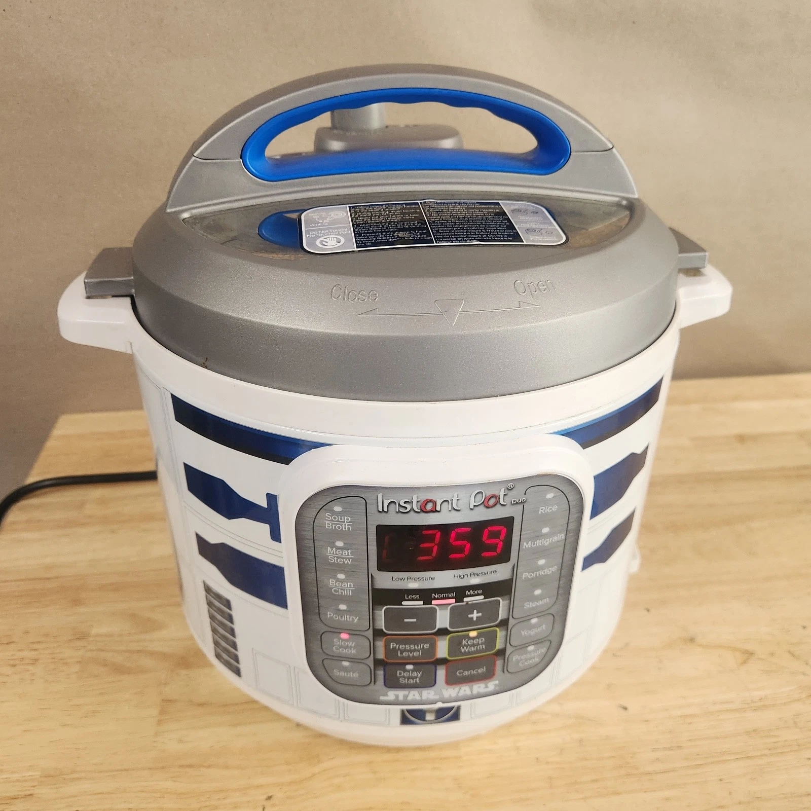 Star Wars R2D2 Duo Instant Pot Pressure Cooker 6 Qt Duo 60 Special Edition