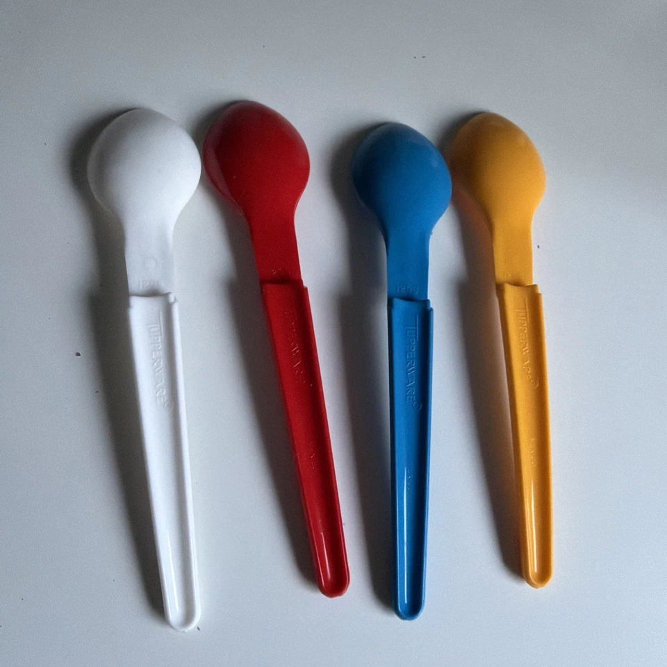 Tupperware Baby Feeding Hang On Spoon Set Red Blue Yellow White 1208 Condiment - Image 3 of 4