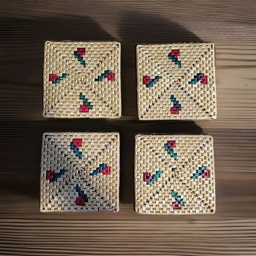 4 Square Wicker Flower Coasters 6" X 6" - Picture 2 of 6