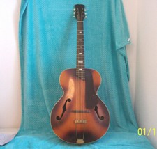 1930- 40's Arch Top F-hole Guitar Sunburst Unbranded And Rare And In Good Cond.