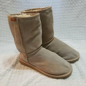 sand colored boots