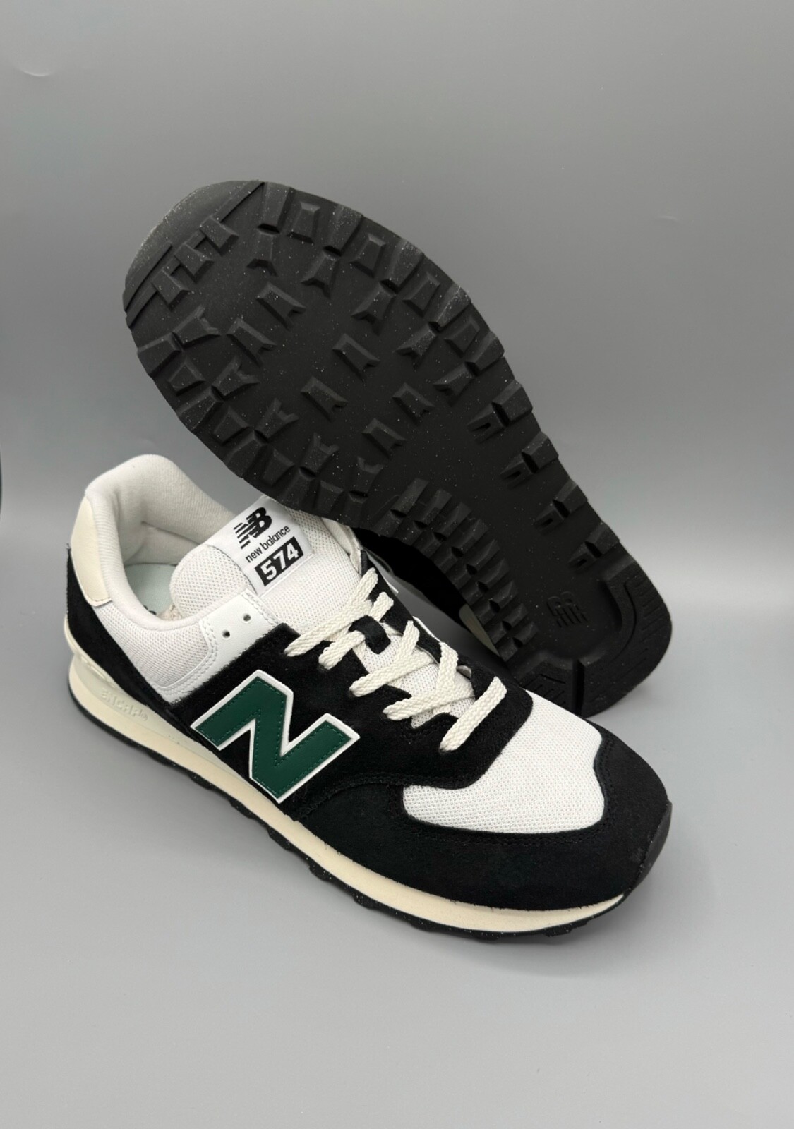 Men's New Balance 574 Classics Black White Green Casual Athletic Sneaker-U574RBG