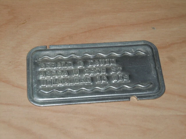 Vintage Milwaukee! Schuster's Budga-Plate early Credit Card from Addressograph - Image 2 of 4