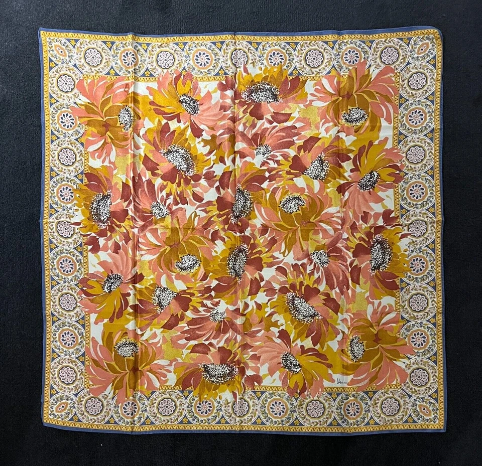 BUFANDA FLORAL VERA azul/rosa/bronceado/ocre seda crepé de china 74x74 cm dobladillos enrollables Foto 3 de 4
