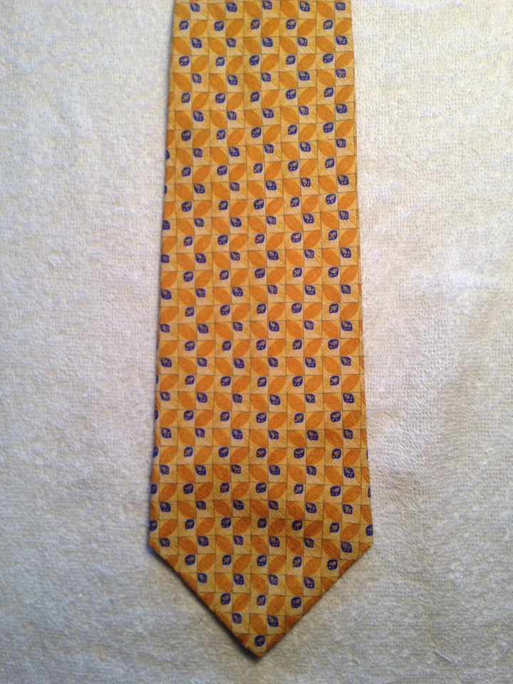 CORBATA HONORS HOMBRE 4 X 57 AMARILLA CON DETALLES AZUL CLARO  Foto 3 de 4