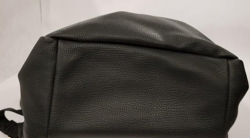 Tommy Hilfiger schwarz Kunstleder Logo Druck Mini Rucksack Geldbörse Gold Logo - Bild 5 von 7