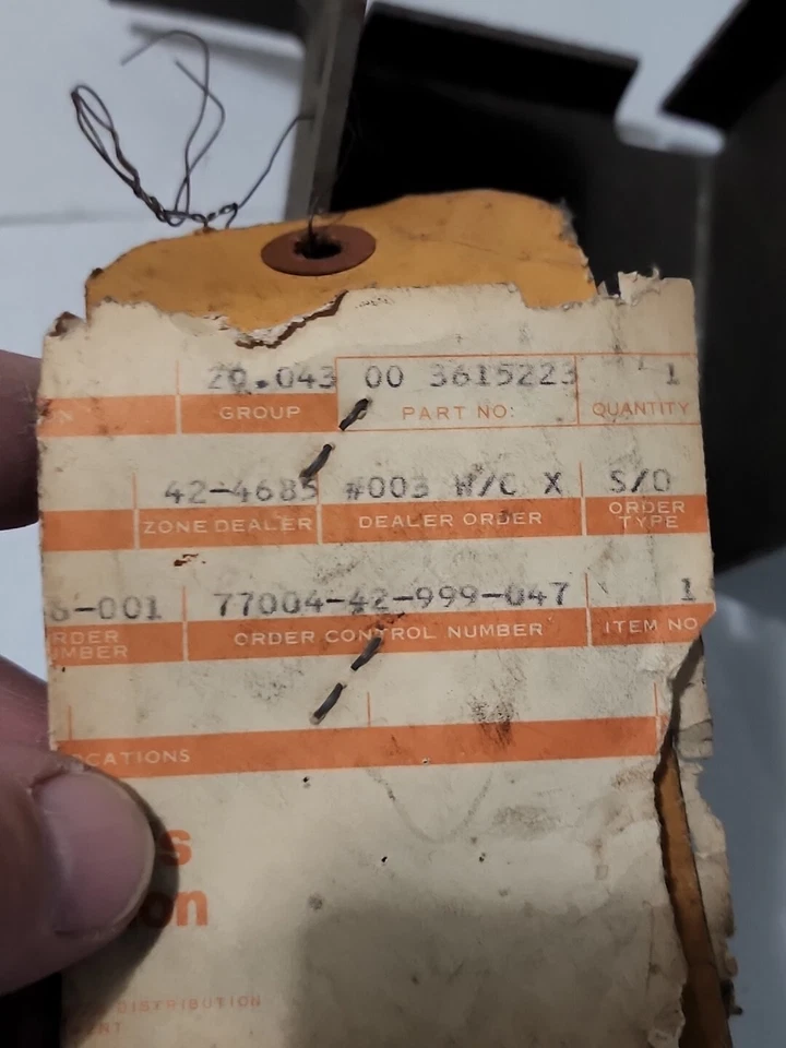 Nuevo de Lote Antiguo 1970-76 AMC Hornet Gremlin Soporte Hoja Trasera Spting Frt Montaje LH 3615223 Foto 2 de 4