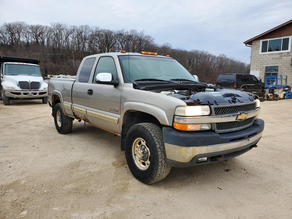 Radiador (6,6 L Duramax diésel)(AT) 2001-2005 Chevy/GMC 2500 3500 Foto 2 de 4