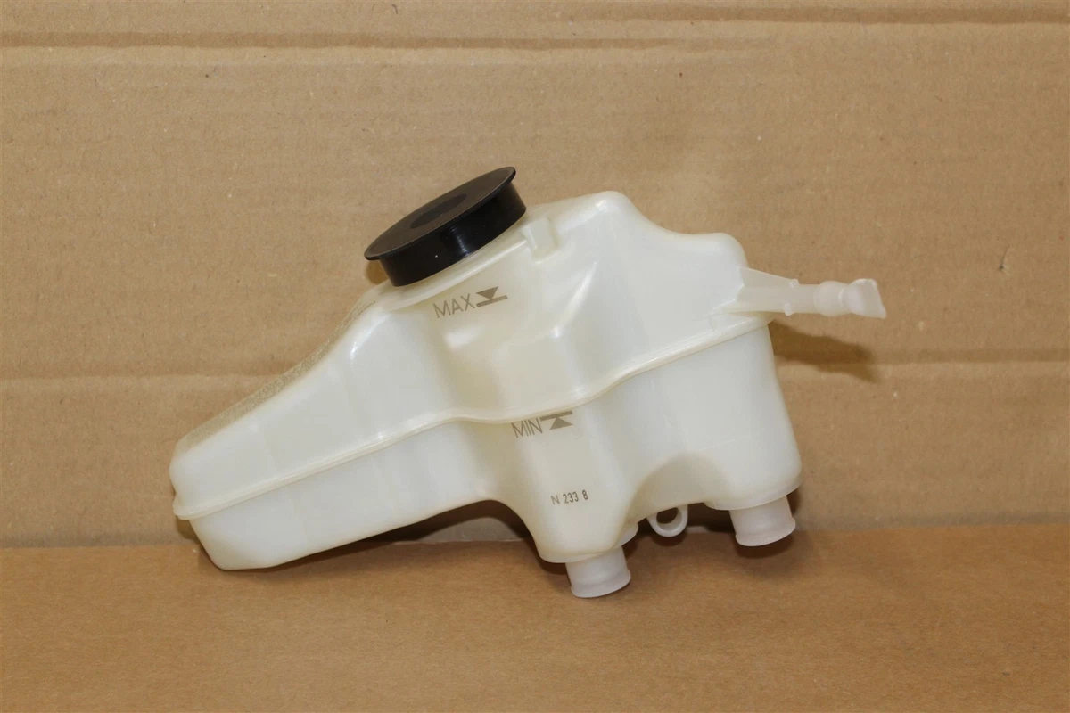 Brake Fluid Reservoir Passat B6 B7 Passat CC CC RHD 3C2611301