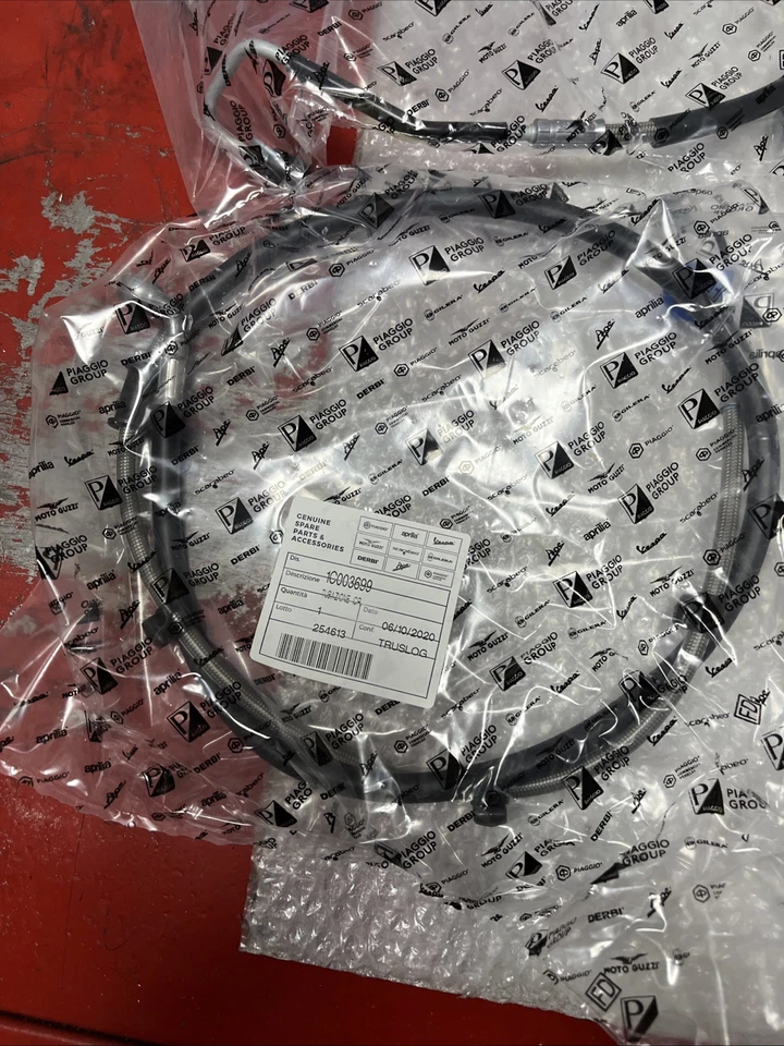 Kit Durites De Frein Origine Piaggio Vespa GTS GTV 1R000511 - Photo 3/4