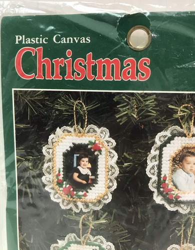BUCILLA Gallery Of Stitches Christmas Holiday Framed Ornaments Plastic Canvas - Picture 4 of 8