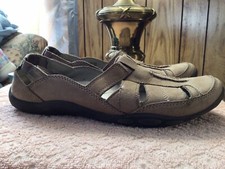 Womens CLARKS COMFORT LEATHER FLATS/SHOES/SLIP ONS/ Beige Size 8M