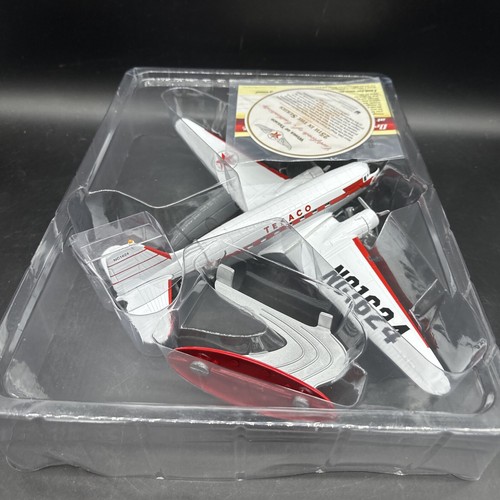 Texaco 1953 Douglas DC-3 Statistics 2017 #25 in series RARE - Imagen 3 de 21