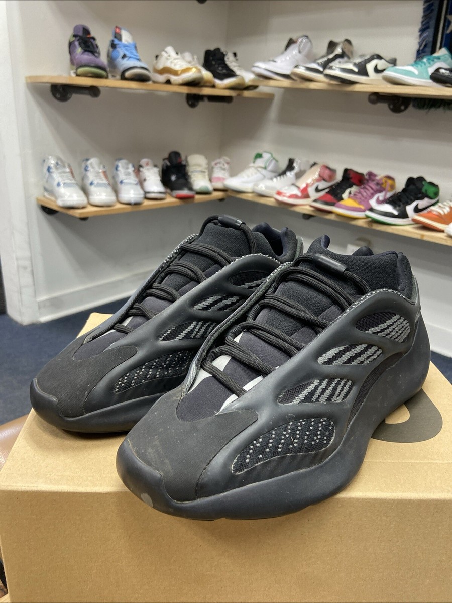 adidas gazelle silver green womens adidas Yeezy 700 V3 Azael