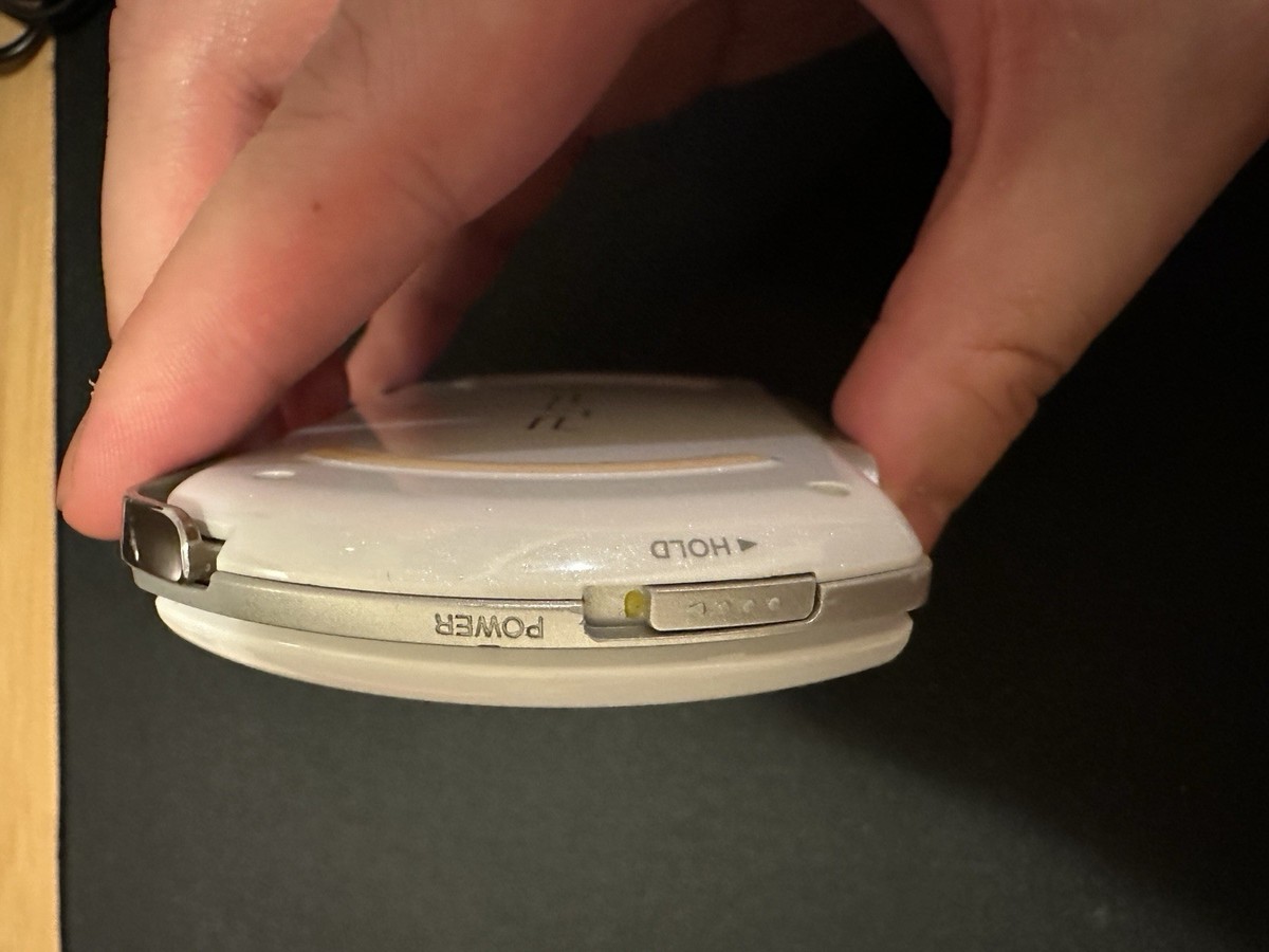 Buy Sony PSP Go 16GB Handheld System - Pearl White online | eBay