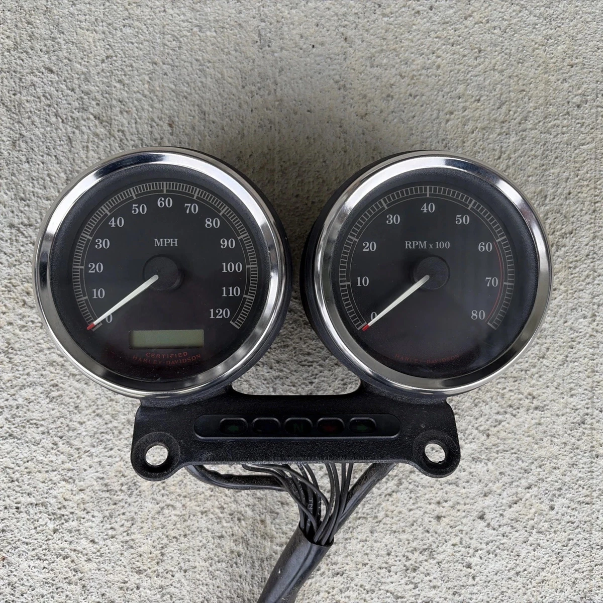 Motorcycle & Scooter Individual Gauges for Harley-Davidson