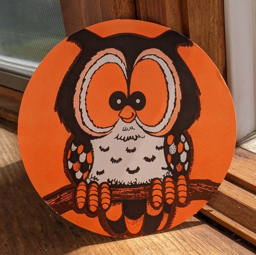 VTG Halloween Paper Diecut Figure Smiling Owl on a Branch Wall Window Cute - Picture 6 of 6
