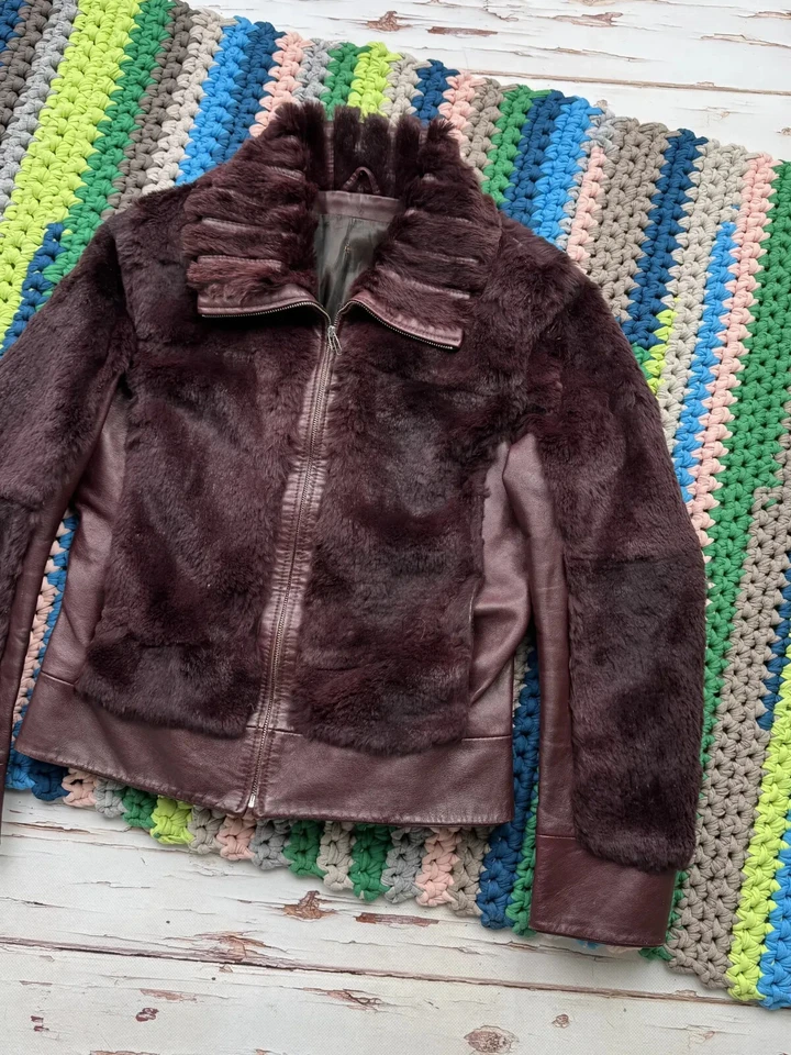Vintage Real Fur Cropped Jacket Women’s Size M - Image 3 of 4