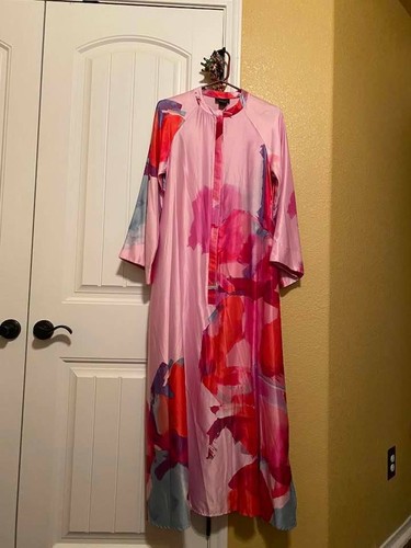 natori zip front caftan robe