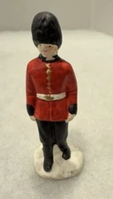 British Guard Figurine, England, Beefeater, Guardsman