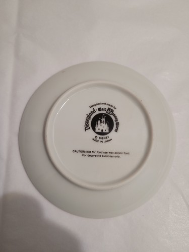 2 Walt Disney World Collectors Plates Set Princess Castle Cinderella Japan EUC - Picture 7 of 7