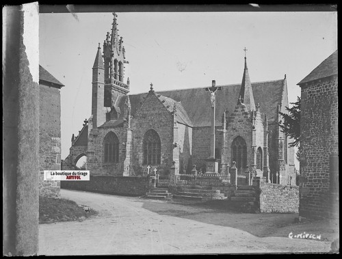 Ancienne Plaque De Verre Photo - Église Saint-Étienne De Rennes - Négatif Noir & Blanc 9x12 Cm - Début XXe