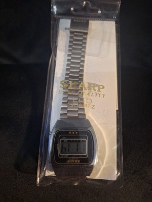 Vintage Sharp 445072 Men's Digital Watch.  New Old Stock. Working Wth Fresh Batt