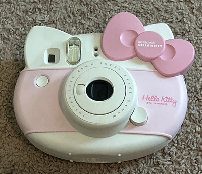 FUJIFILM Hello Kitty Fuji Instant Camera Kit Cheki Instax Mini Series -READ - Image 1 of 4