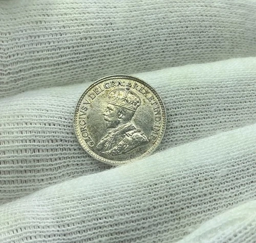 Canada 1920 5 Cents Silver Coin - Almost Uncirculated G320