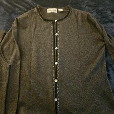 MADISON STUDIO WOMEN'S  GRAY SWEATER SET , SWEATER SZ M, SHIRT SZ L, GREAT SHAPE