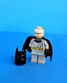 LEGO Batman Minifigure Classic 2006 Light Gray Suit 7780 7779 7782 Excellent